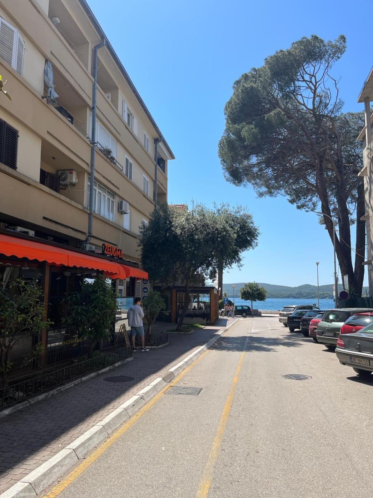Porto Luxury Tivat Apartment ภายนอก รูปภาพ